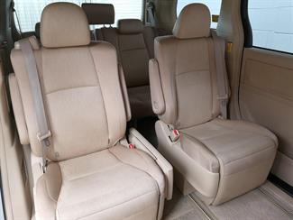 2012 Toyota Alphard - Thumbnail