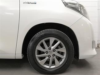 2012 Toyota Alphard - Thumbnail