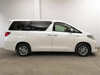 2012 Toyota Alphard - Thumbnail