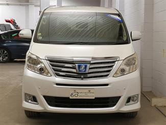 2012 Toyota Alphard - Thumbnail