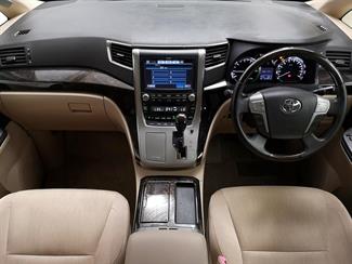 2012 Toyota Alphard - Thumbnail