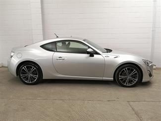 2013 Toyota 86 - Thumbnail