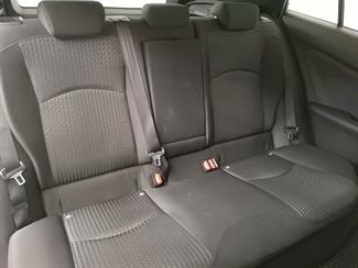 2016 Toyota Prius - Thumbnail