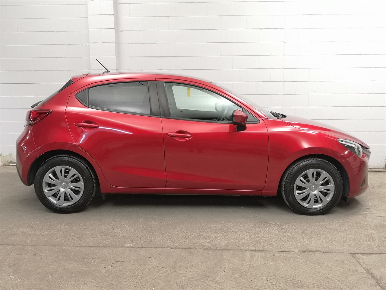 2015 Mazda Demio