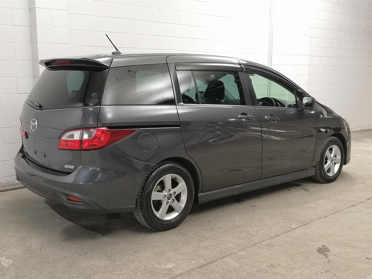 2013 Mazda Premacy