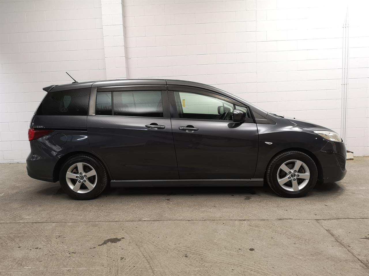 2013 Mazda Premacy