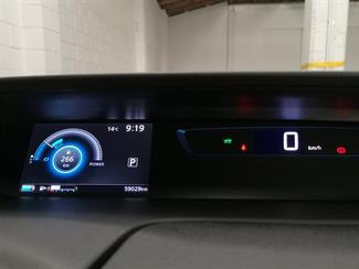 2019 Nissan Serena - Thumbnail
