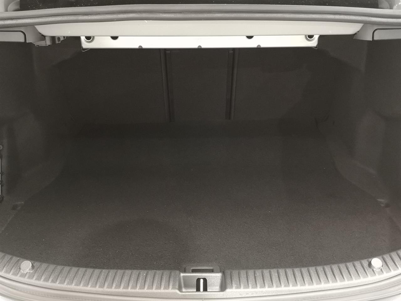 2015 Mercedes-Benz C 200