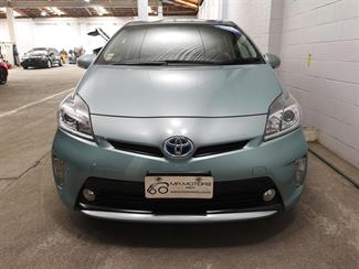 2013 Toyota Prius - Thumbnail