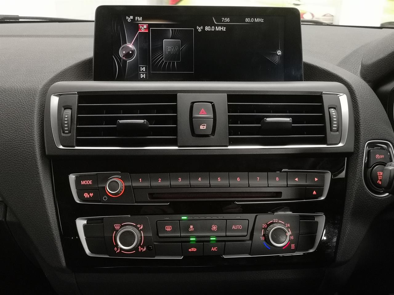 2015 BMW 118I