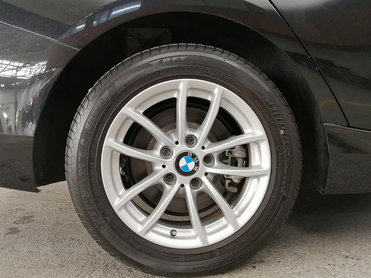 2015 BMW 118I