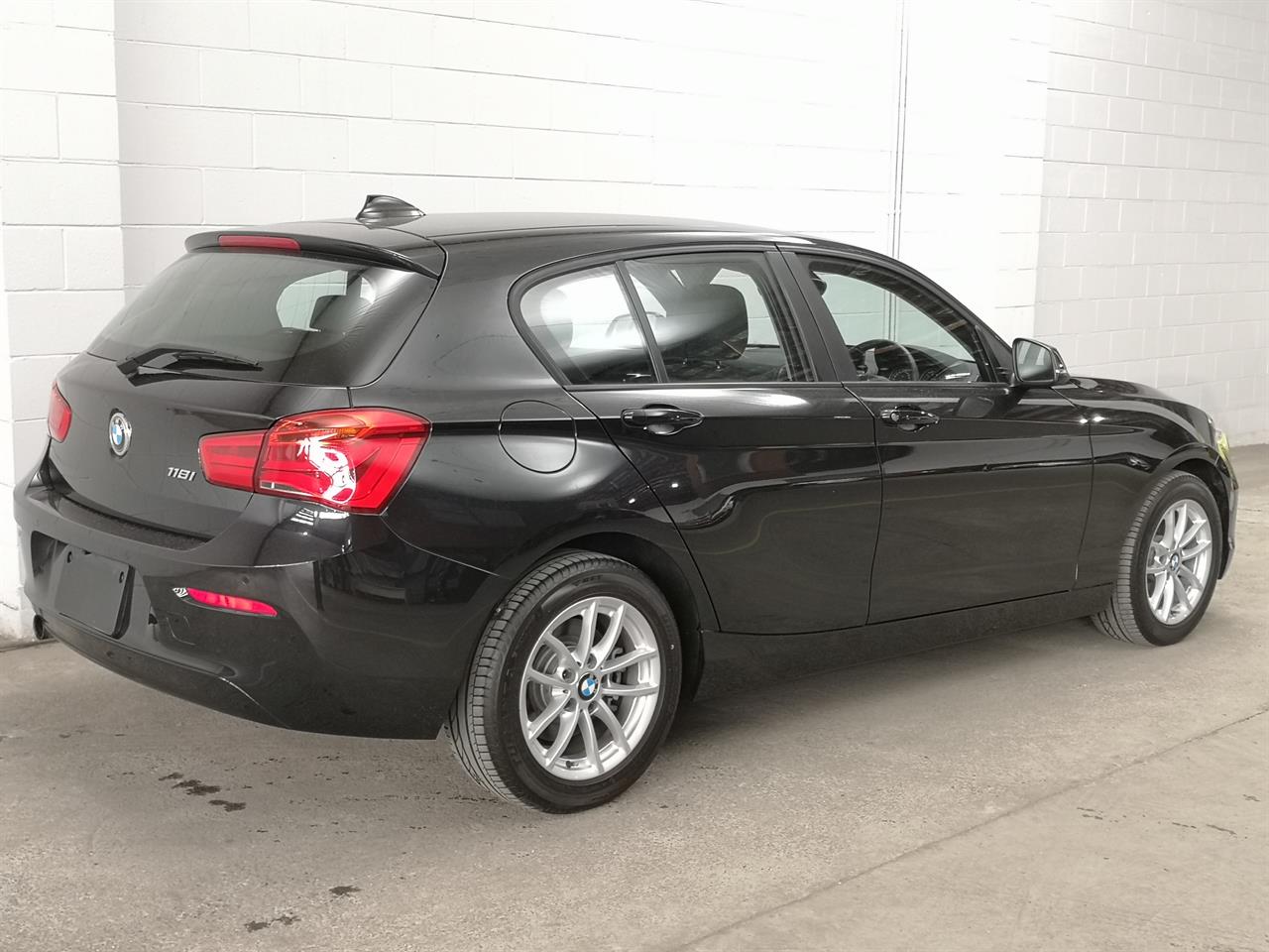 2015 BMW 118I
