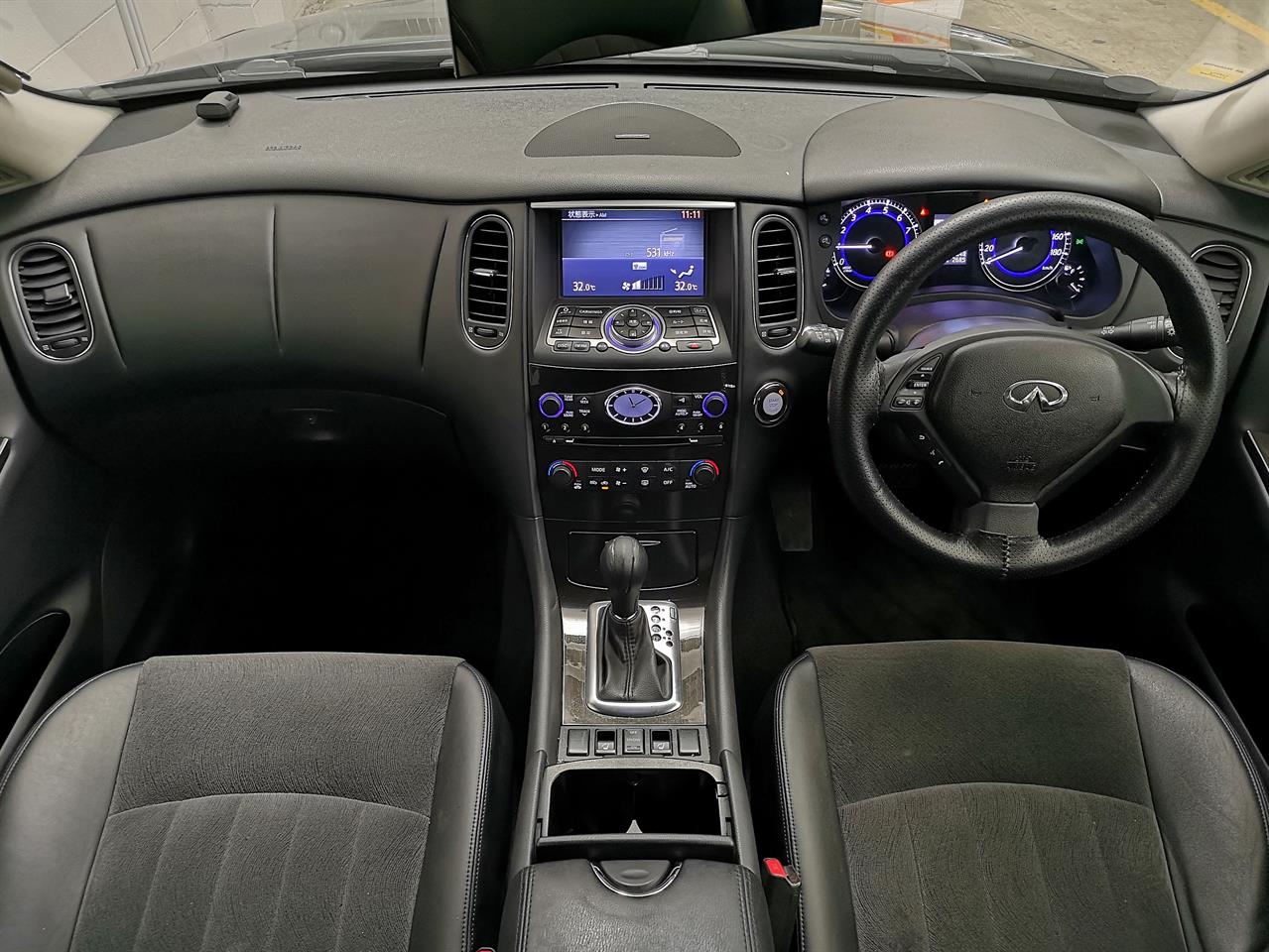 2013 Nissan Skyline