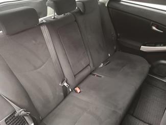 2012 Toyota Prius - Thumbnail