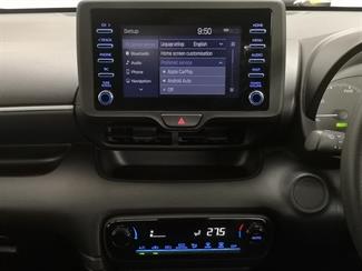 2021 Toyota Yaris - Thumbnail