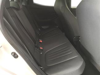 2021 Toyota Yaris - Thumbnail