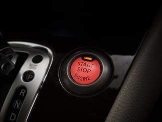 2013 Nissan Serena - Thumbnail