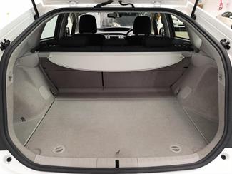 2012 Toyota Prius - Thumbnail