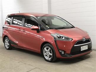 2016 Toyota Sienta - Thumbnail
