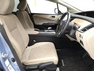 2015 Honda Jade - Thumbnail