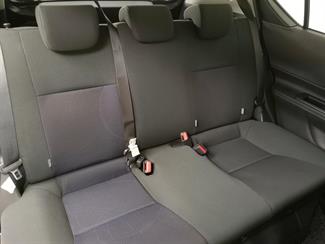 2016 Toyota Aqua - Thumbnail