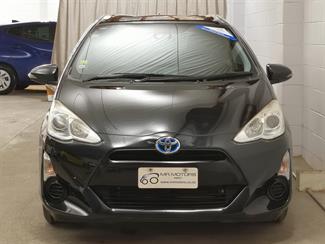 2016 Toyota Aqua - Thumbnail