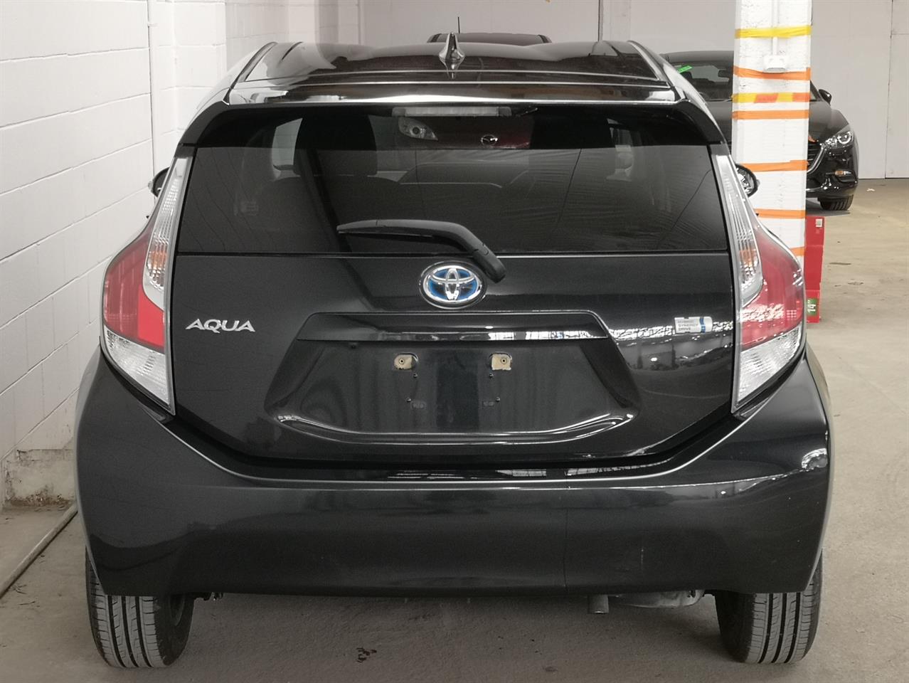 2016 Toyota Aqua