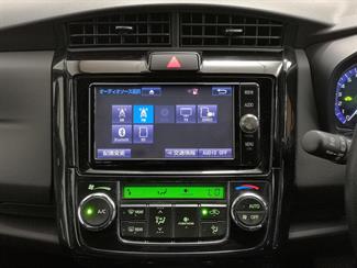 2016 Toyota Corolla - Thumbnail