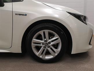 2018 Toyota Corolla - Thumbnail