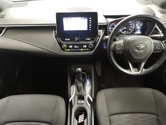 2018 Toyota Corolla - Thumbnail
