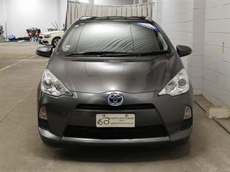 2014 Toyota Aqua - Thumbnail