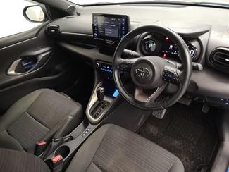 2021 Toyota Yaris - Thumbnail