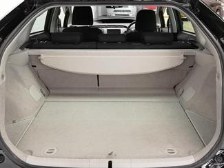 2015 Toyota Prius - Thumbnail