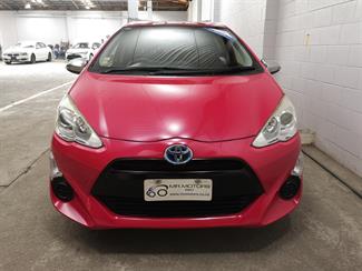2015 Toyota Aqua - Thumbnail
