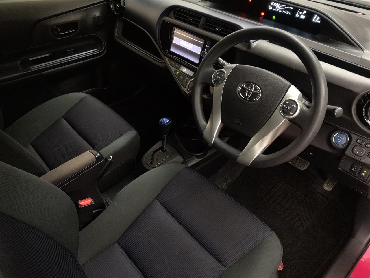 2015 Toyota Aqua