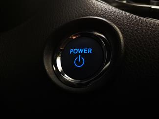 2017 Toyota C-HR - Thumbnail