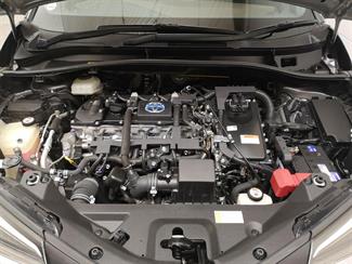 2017 Toyota C-HR - Thumbnail