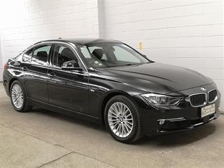 2015 BMW 320i - Thumbnail