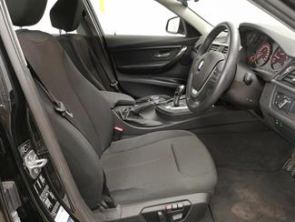 2015 BMW 320i - Thumbnail