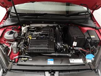 2013 Volkswagen Golf - Thumbnail