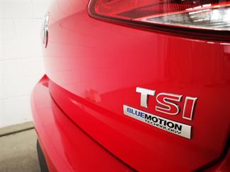 2013 Volkswagen Golf - Thumbnail