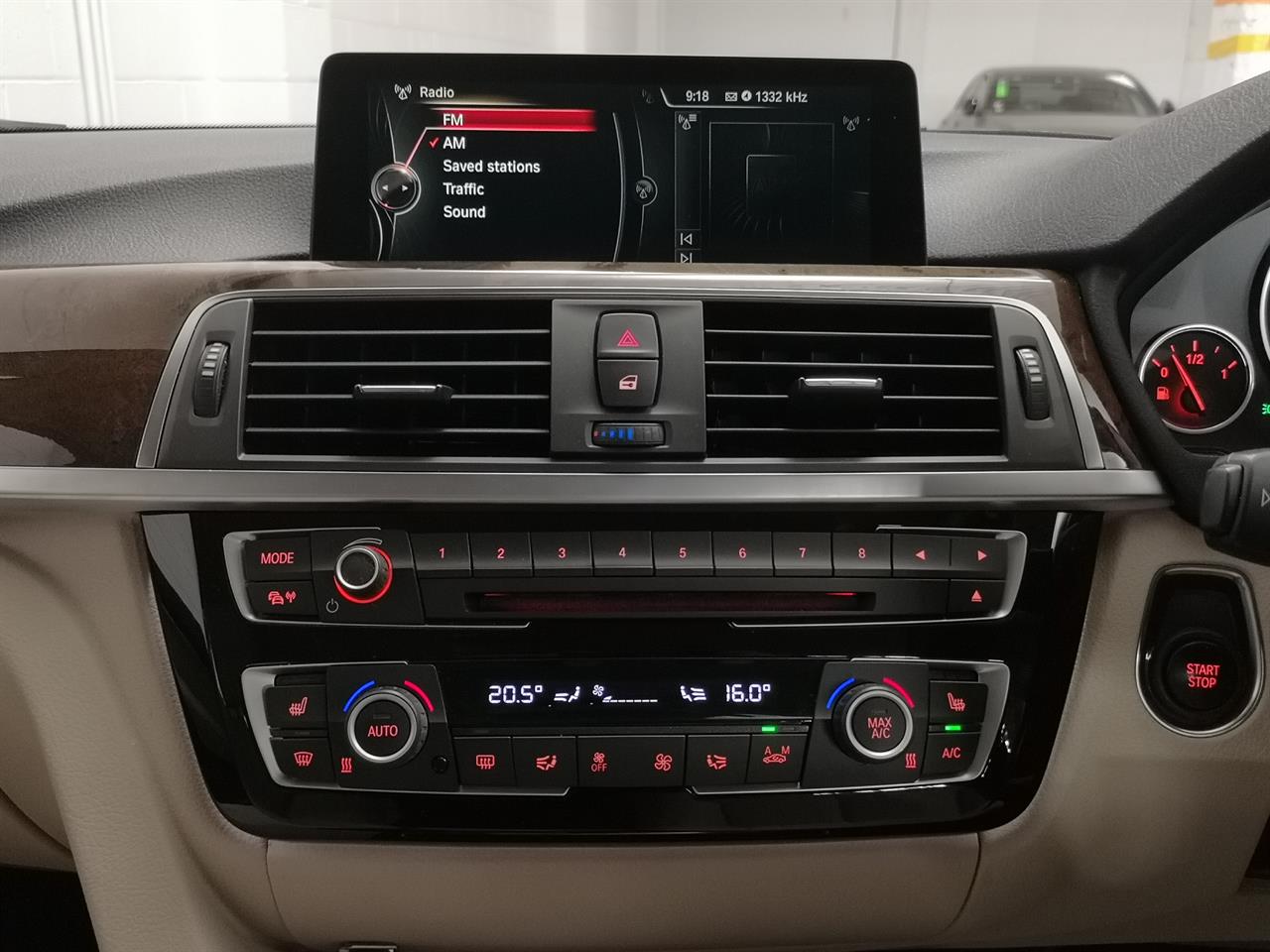 2016 BMW 330e