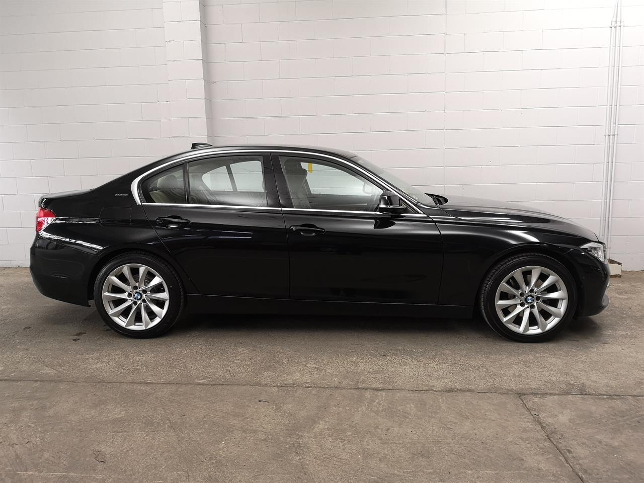 2016 BMW 330e