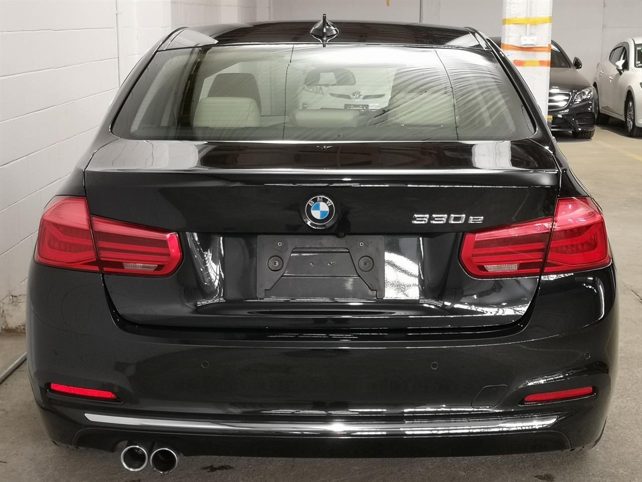 2016 BMW 330e