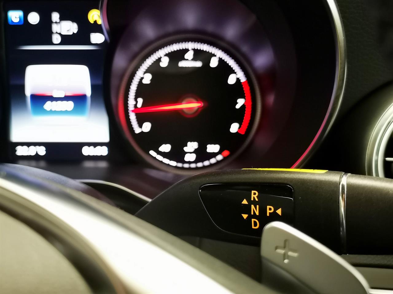 2014 Mercedes-Benz C 200