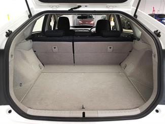 2012 Toyota Prius - Thumbnail