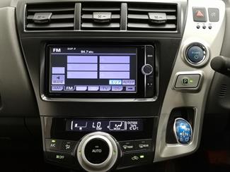 2012 Toyota Prius - Thumbnail