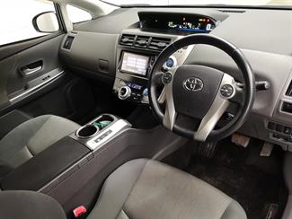 2012 Toyota Prius - Thumbnail