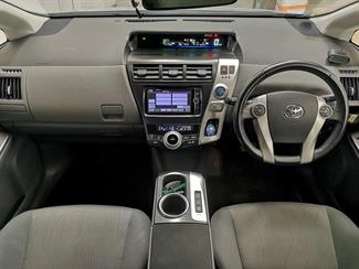 2012 Toyota Prius - Thumbnail