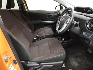 2016 Toyota Aqua - Thumbnail